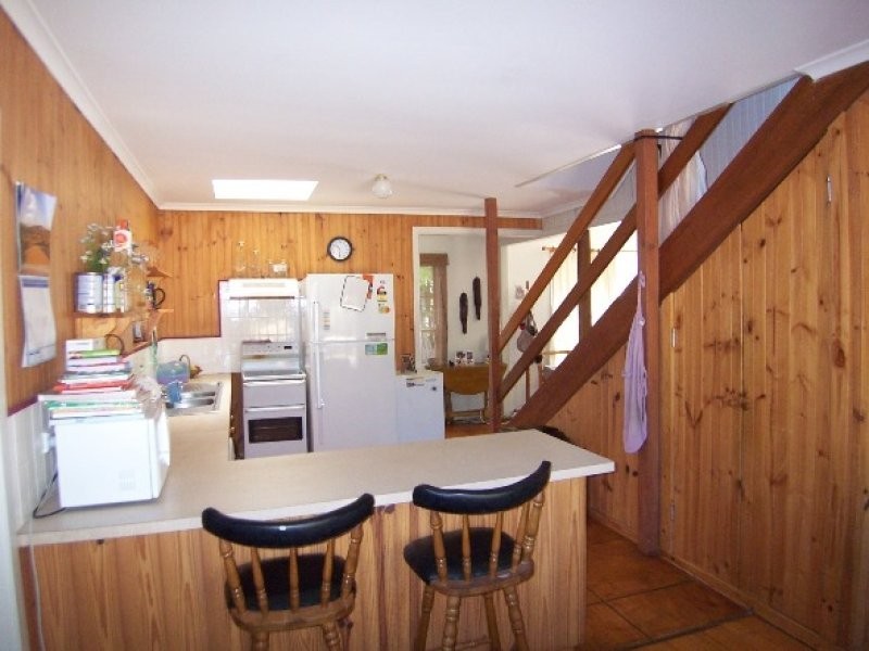 76 Delany Ave, Bright VIC 3741