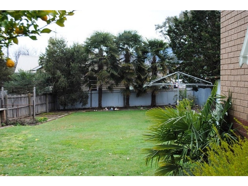 49 Lawrence St, Myrtleford VIC 3737