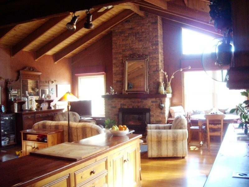 54 Mountbatten Ave, Bright VIC 3741