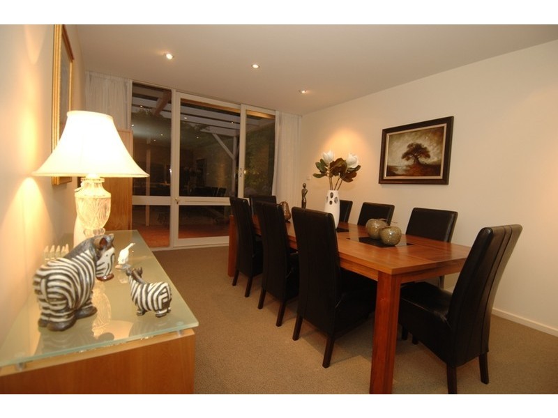 166 Delany Ave, Bright VIC 3741