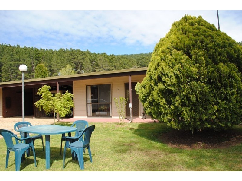 Unit 4 /7055 Great Alpine Road, Bright VIC 3741