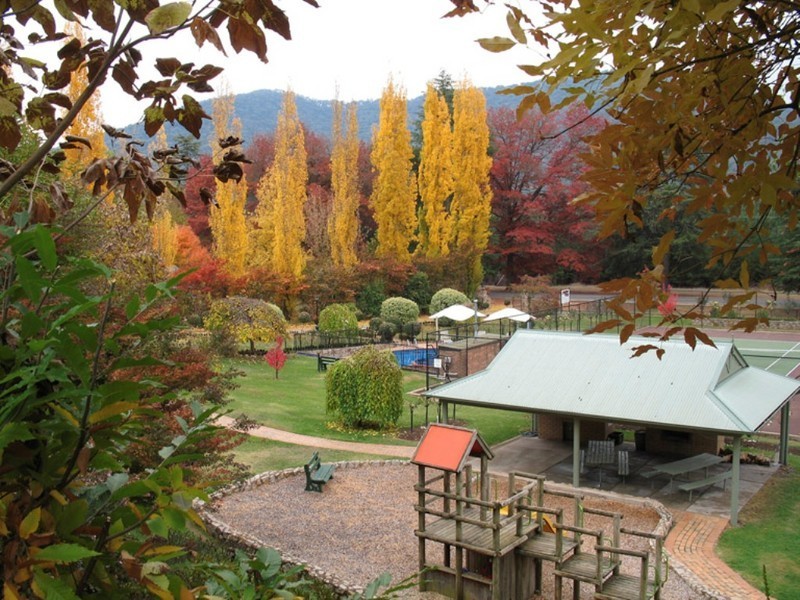 154 – 158 Delany Ave, Bright VIC 3741