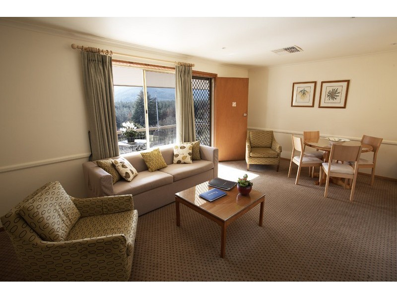 154 – 158 Delany Ave, Bright VIC 3741