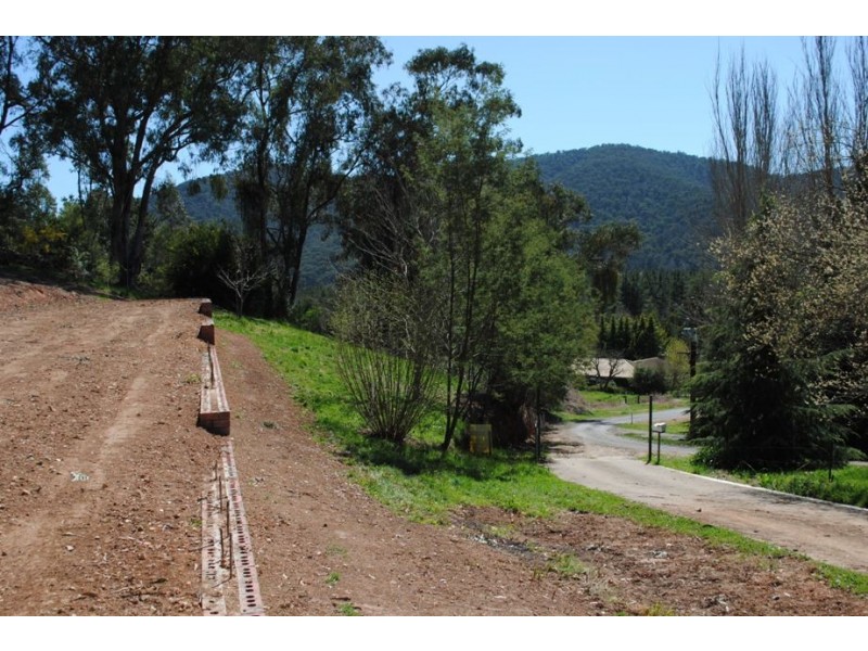 Lot 1 7 Houghs Lane, Bright VIC 3741