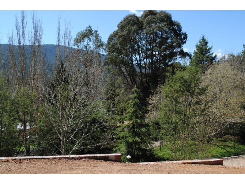 Lot 1 7 Houghs Lane, Bright VIC 3741
