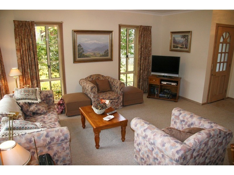 Unit 3 / 99 Delany Ave, Bright VIC 3741