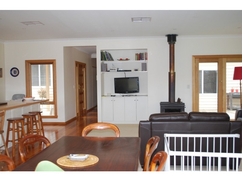 1417 Myrtleford – Yackandandah Rd, Mudgegonga VIC 3737