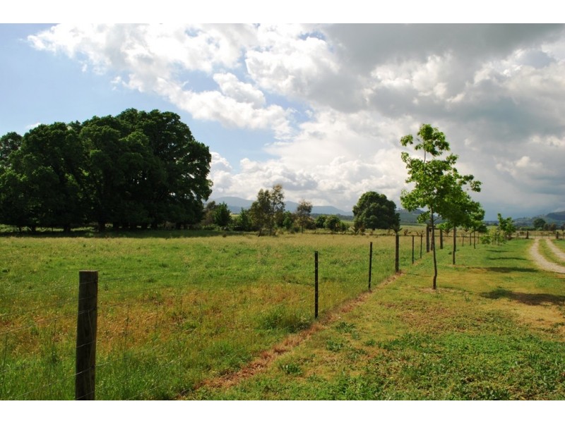1417 Myrtleford – Yackandandah Rd, Mudgegonga VIC 3737