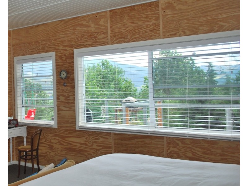 45 Ranch Road, Mount Beauty VIC 3699