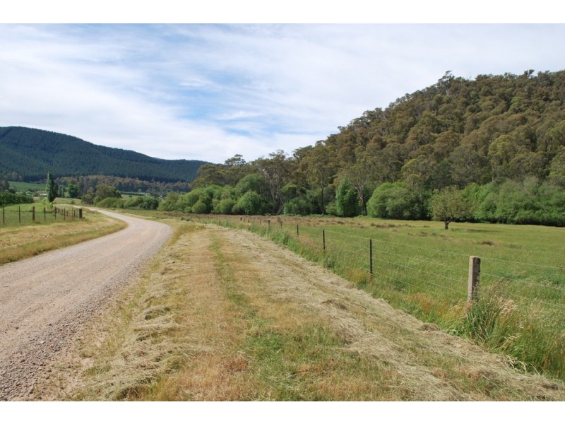 Lot 1 Morses Creek Road, Wandiligong VIC 3744