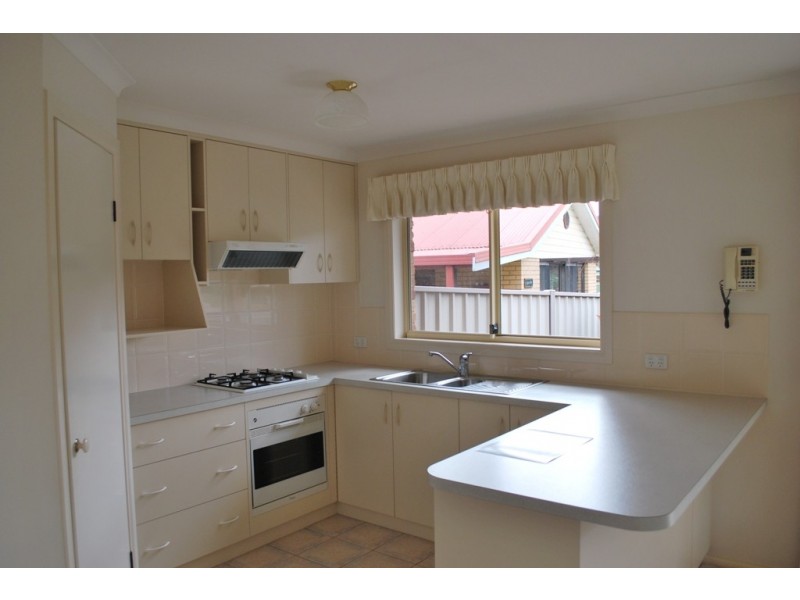 9 Alrima Court, Bright VIC 3741