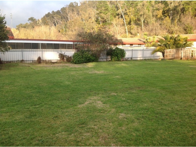 76 Delany Ave, Bright VIC 3741