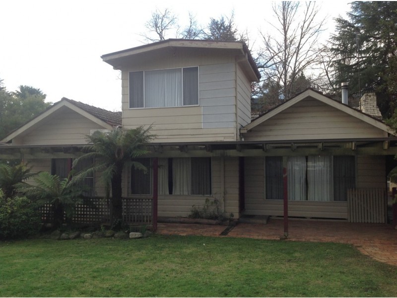 76 Delany Ave, Bright VIC 3741