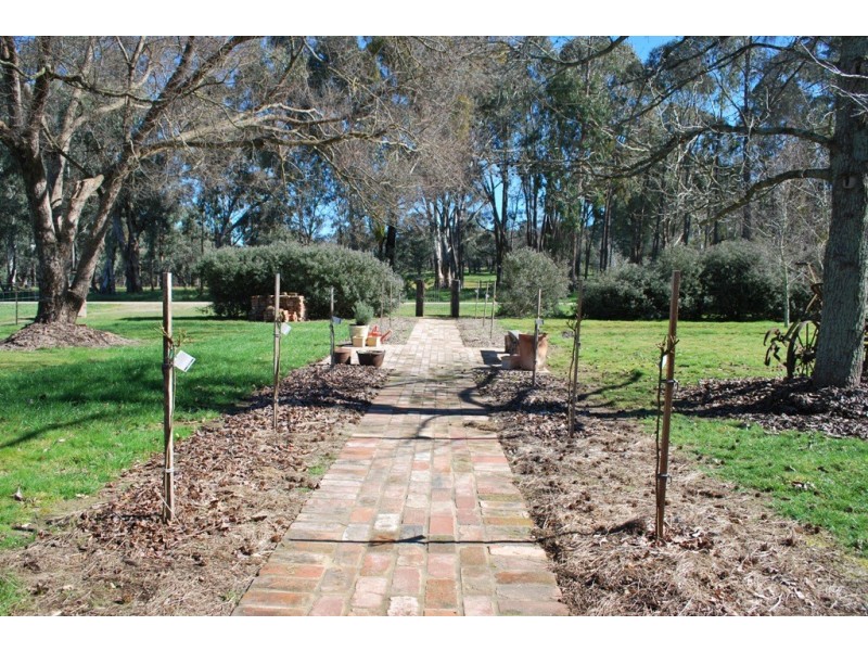 28 Stoney Creek Road, Gapsted VIC 3737