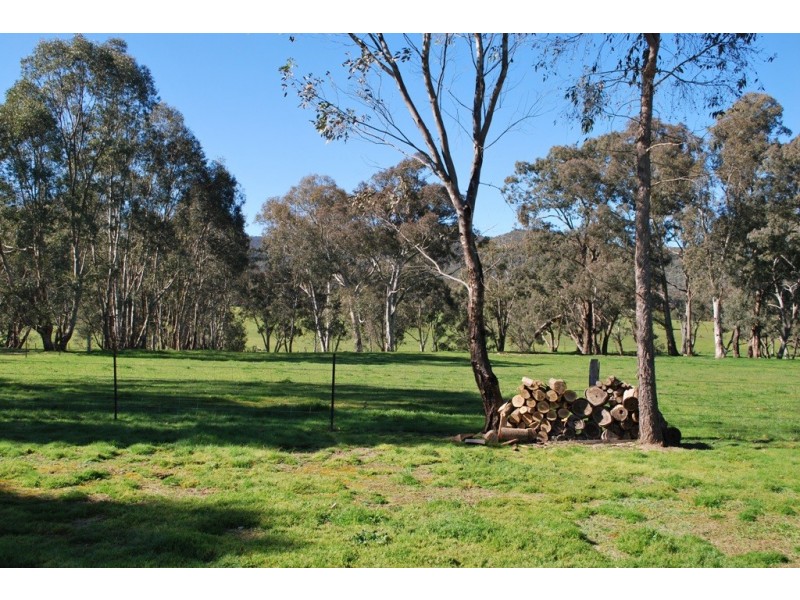 28 Stoney Creek Road, Gapsted VIC 3737