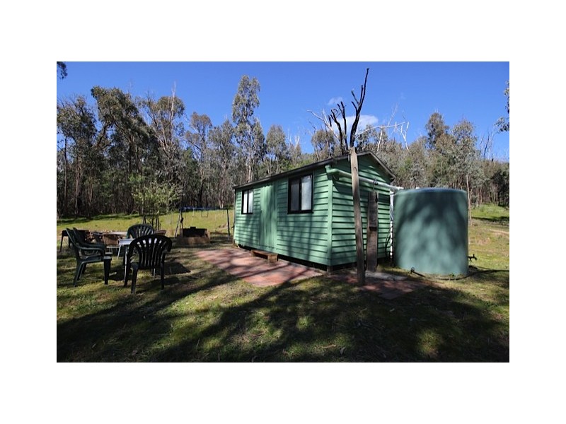 CA 11 Switchback Road, Mudgegonga VIC 3737