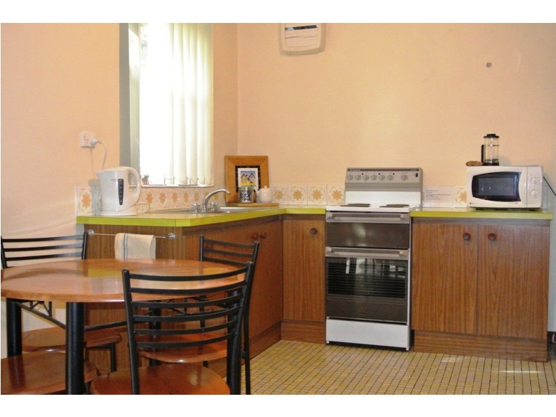 6 / 40 Bakers Gully Road, Bright VIC 3741