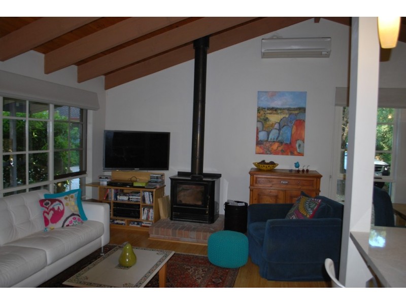 14 Gavan Street, Bright VIC 3741