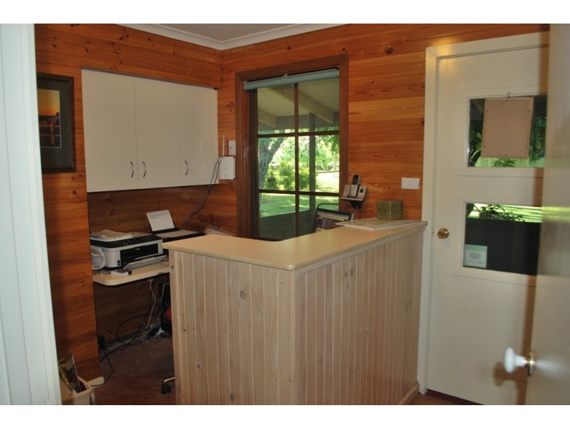 14 Gavan Street, Bright VIC 3741