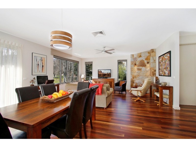 8B Station Street, Bright VIC 3741