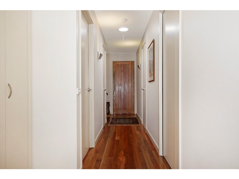 8B Station Street, Bright VIC 3741