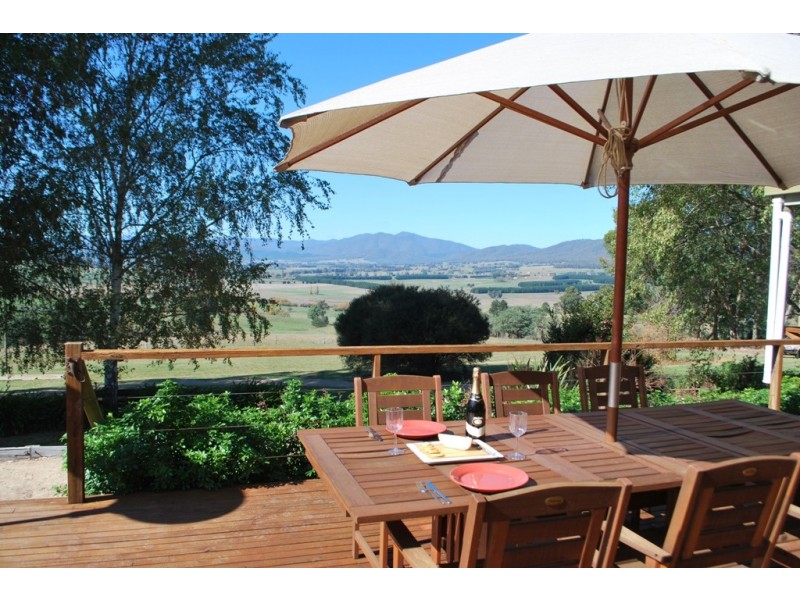 997 Carrolls Road, Rosewhite VIC 3737