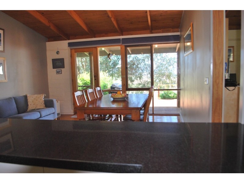 997 Carrolls Road, Rosewhite VIC 3737