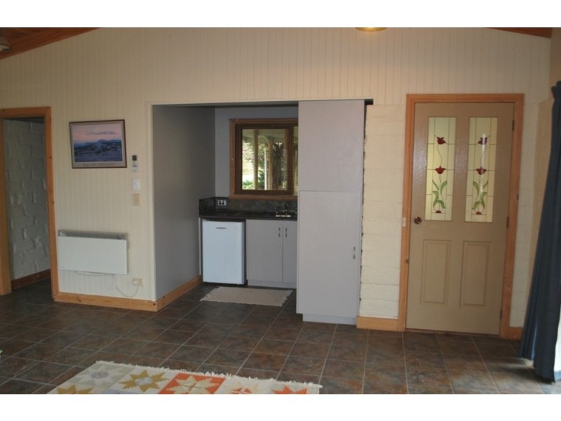 997 Carrolls Road, Rosewhite VIC 3737