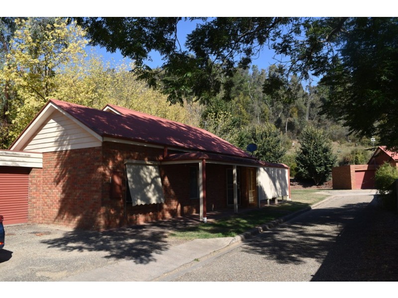 Unit 2 82 Delany Avenue, Bright VIC 3741