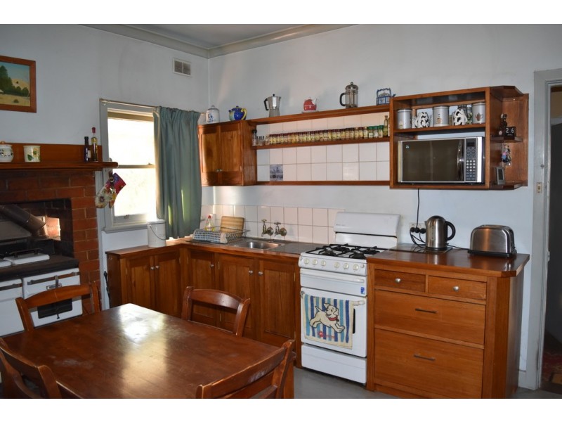 5571 Great Alpine Road, Ovens VIC 3738