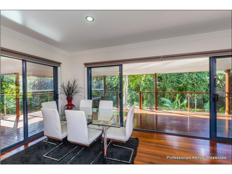 18 Long Road, Tamborine Mountain QLD 4272