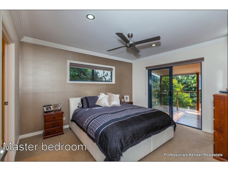 18 Long Road, Tamborine Mountain QLD 4272