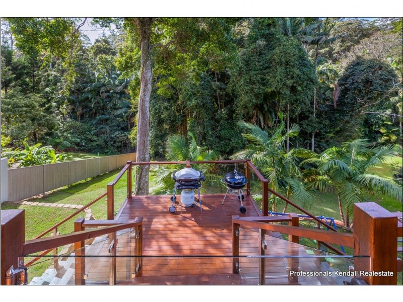 18 Long Road, Tamborine Mountain QLD 4272
