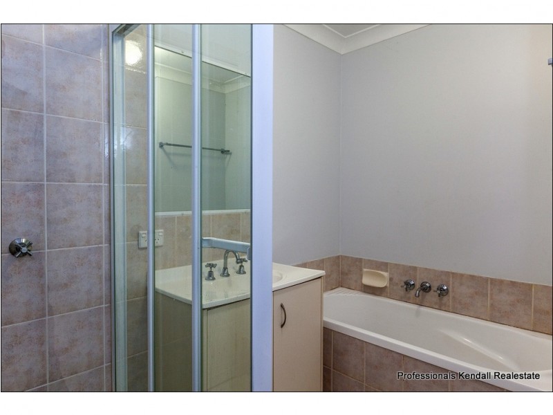 8-10 Lookout Parade, Tamborine Mountain QLD 4272