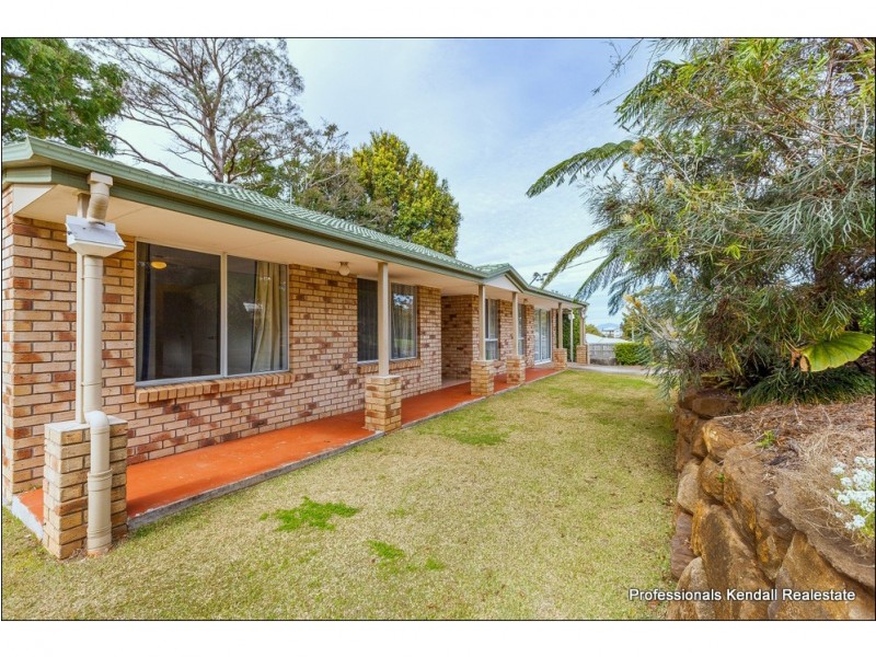 8-10 Lookout Parade, Tamborine Mountain QLD 4272