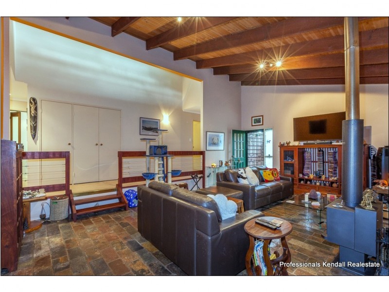 20 Forsythia Drive, Tamborine Mountain QLD 4272