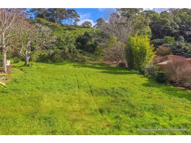 14-16 Carey Parade, Tamborine Mountain QLD 4272
