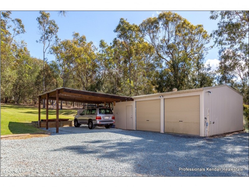 24 Racecourse Place, Tamborine QLD 4270