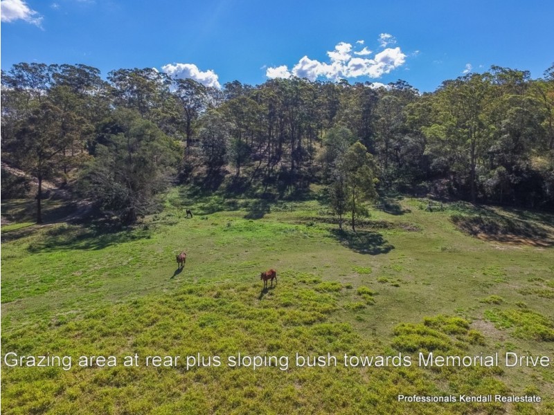 27 Memorial Drive, Upper Coomera QLD 4209