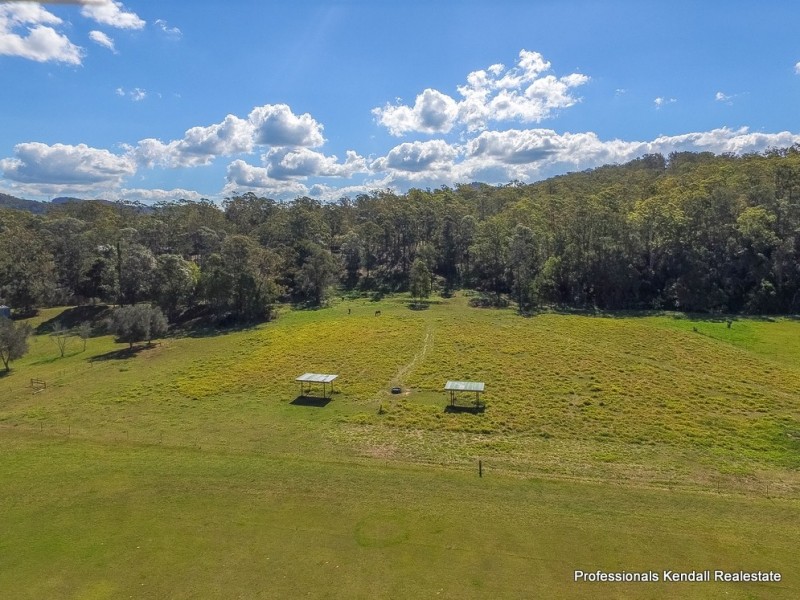 27 Memorial Drive, Upper Coomera QLD 4209