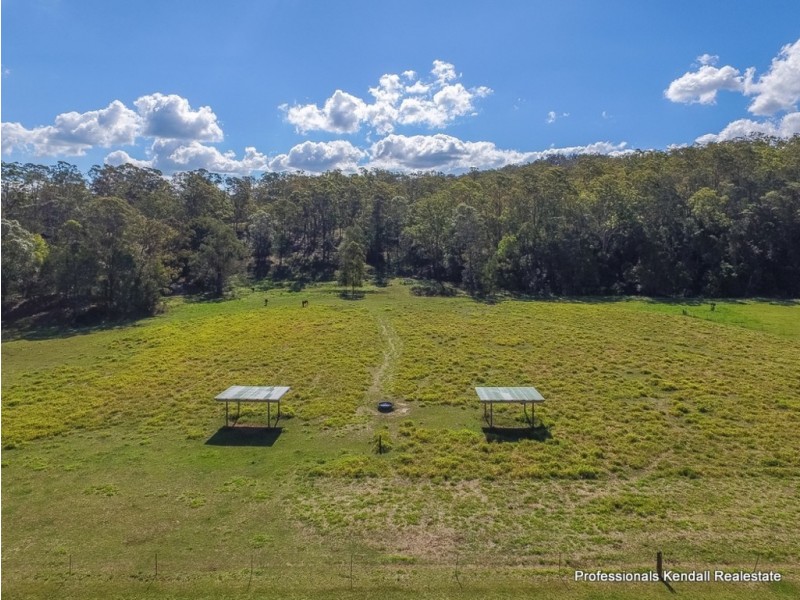 27 Memorial Drive, Upper Coomera QLD 4209