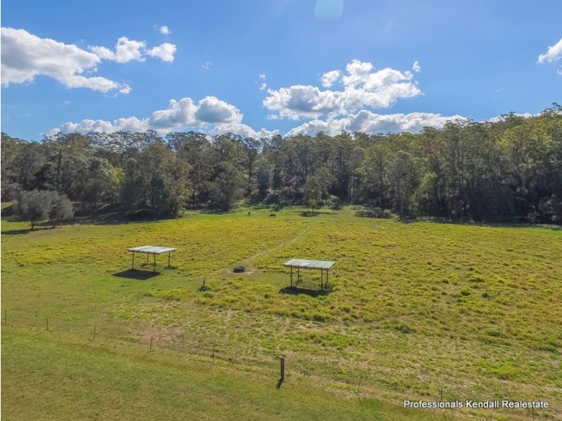 27 Memorial Drive, Upper Coomera QLD 4209