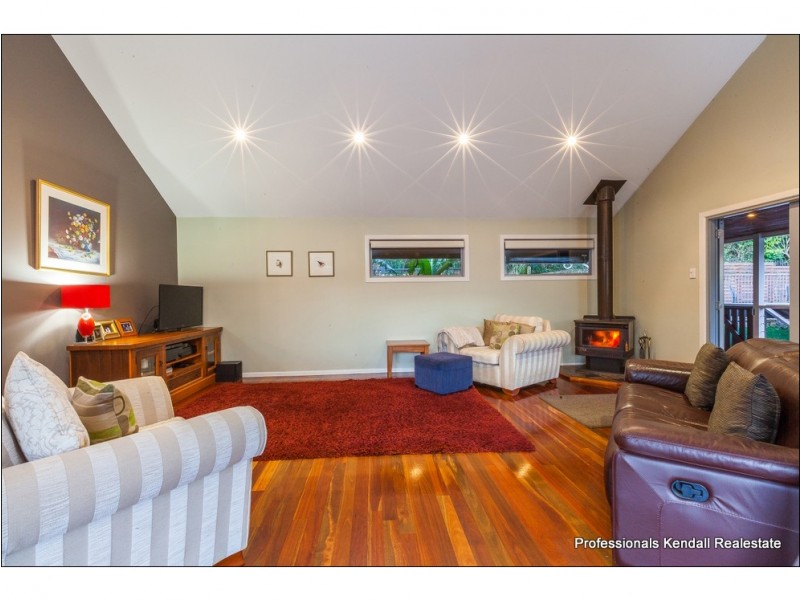 12 Meron Court, Tamborine Mountain QLD 4272