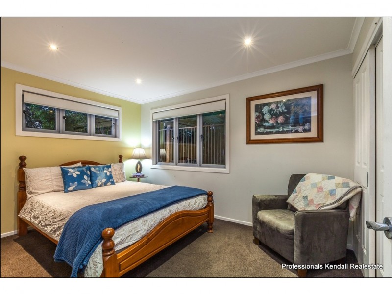 12 Meron Court, Tamborine Mountain QLD 4272