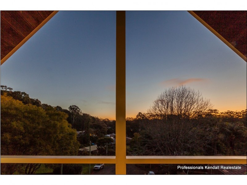 12 Meron Court, Tamborine Mountain QLD 4272