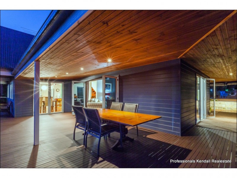 12 Meron Court, Tamborine Mountain QLD 4272