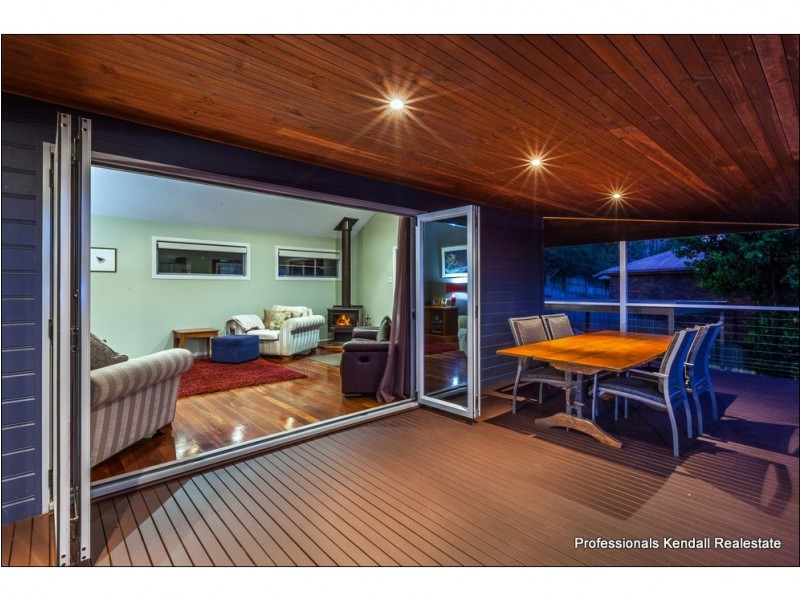 12 Meron Court, Tamborine Mountain QLD 4272