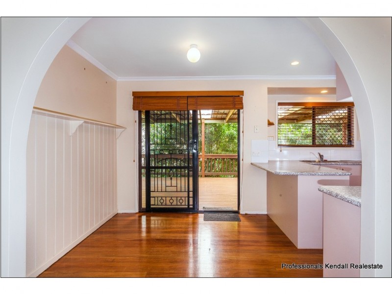 19 Licuala Drive, Tamborine Mountain QLD 4272