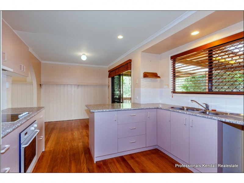 19 Licuala Drive, Tamborine Mountain QLD 4272