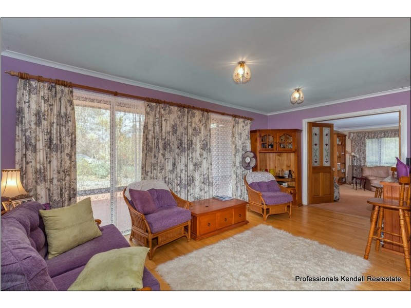 10 Winema Drive, Tamborine Mountain QLD 4272